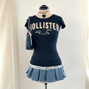 Y2K Vintage Hollister Navy Blue Logo Top Womens Size XS Short Sleeve Fitted Tee